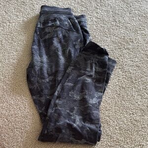 Lululemon Athletica Dark Gray Camouflage Pants